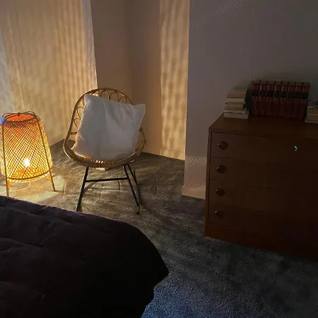 לינה וארוחת בוקר Maison Georges Couthon 3*