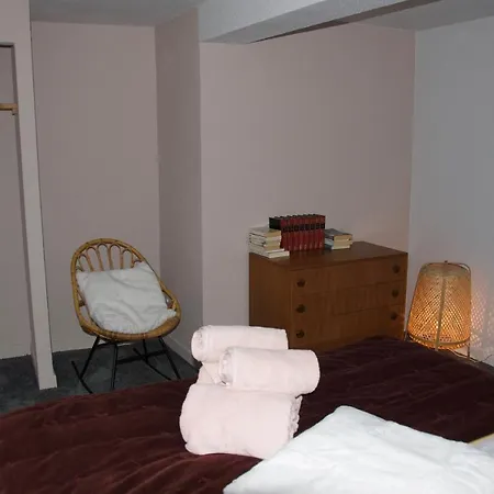 לינה וארוחת בוקר Maison Georges Couthon